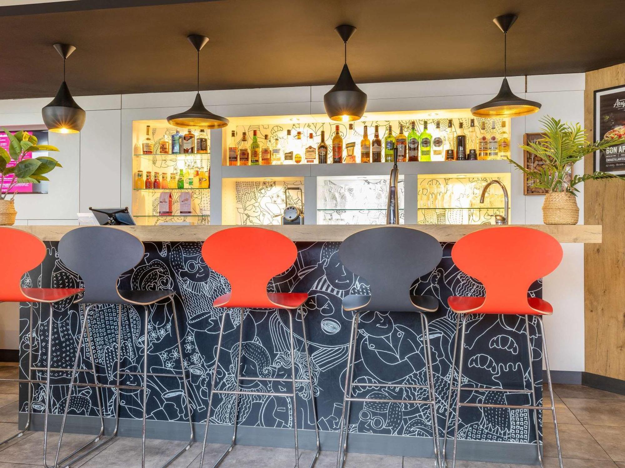 Ibis Chalons En Champagne Hotel Exterior foto